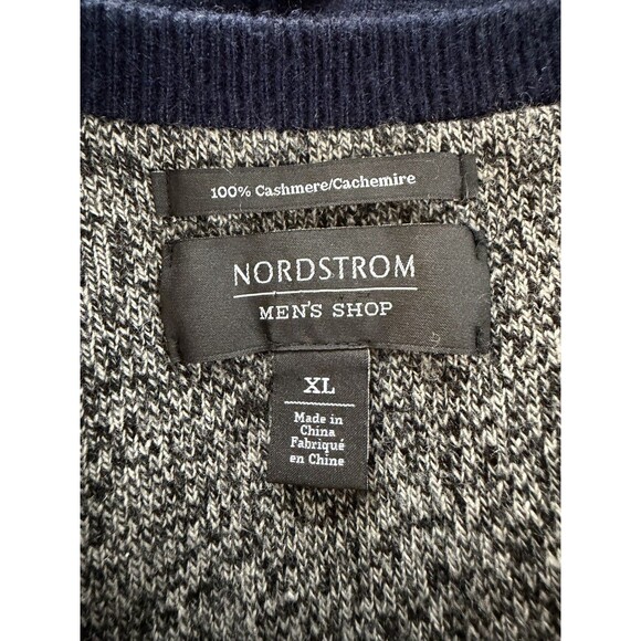 Nordstrom 100% Cashmere Sweater Mens Size XL Navy V-Neck Mens Shop - Picture 3 of 3